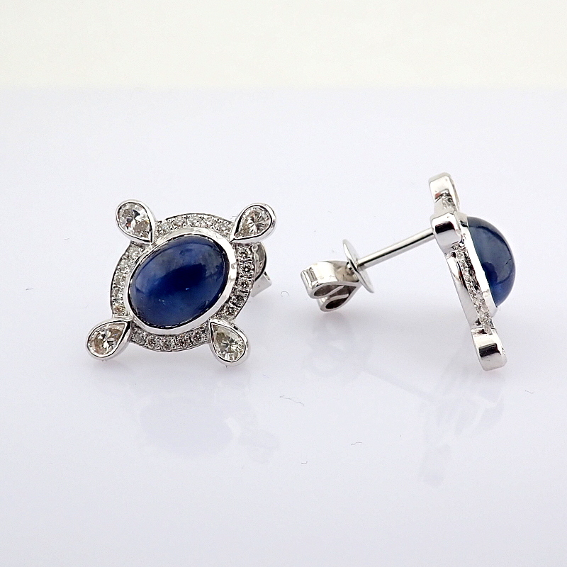 Natural Diamond 18K White Gold Earring