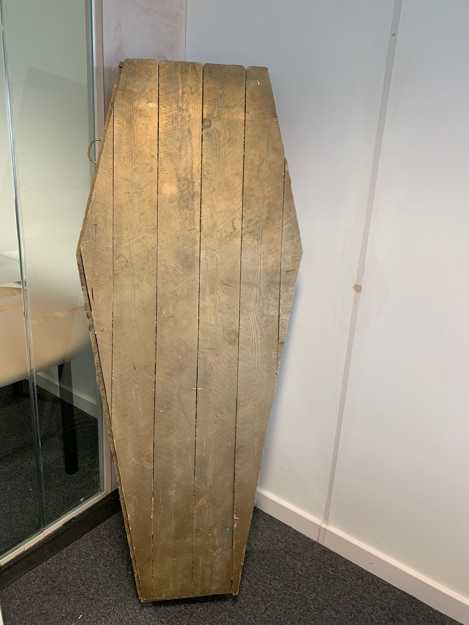 Maximilian Wiedemann "You get out what you put in, full-size Coffin Sculpture