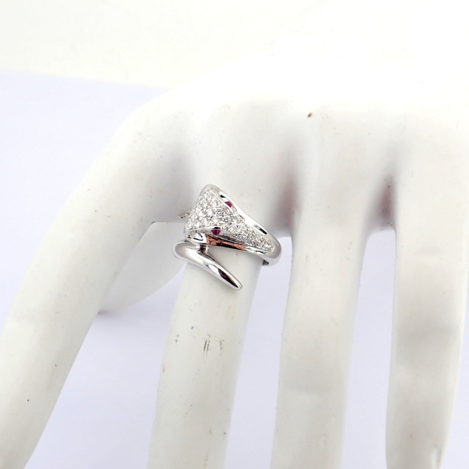 Natural Diamond 18K White Gold Ring