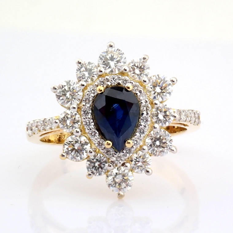 Natural Diamond 18K Yellow Gold Ring