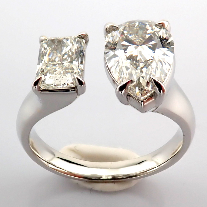 Pear Cut Lab-Grown Diamond Ring - 2.89 Total Carat (IGI Certified)