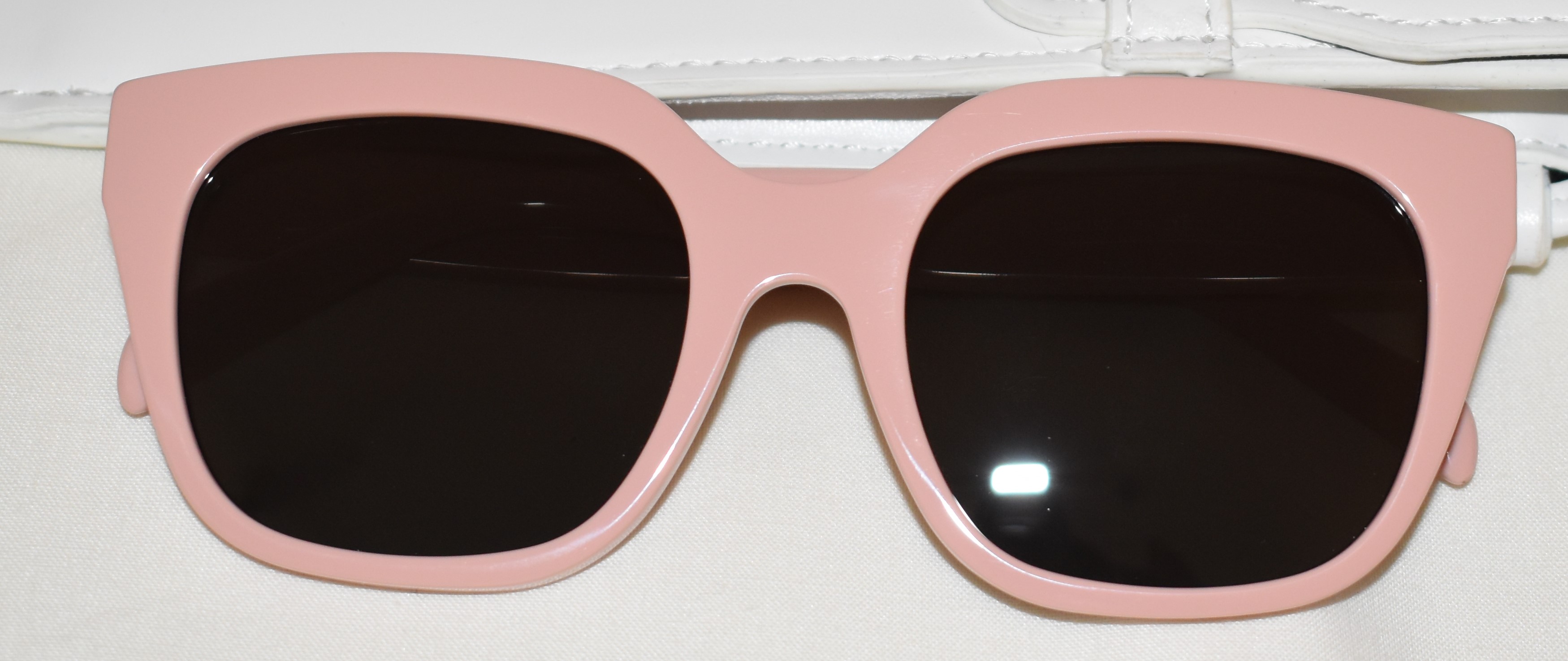 Celine  CL40198F 90A   Sunglasses