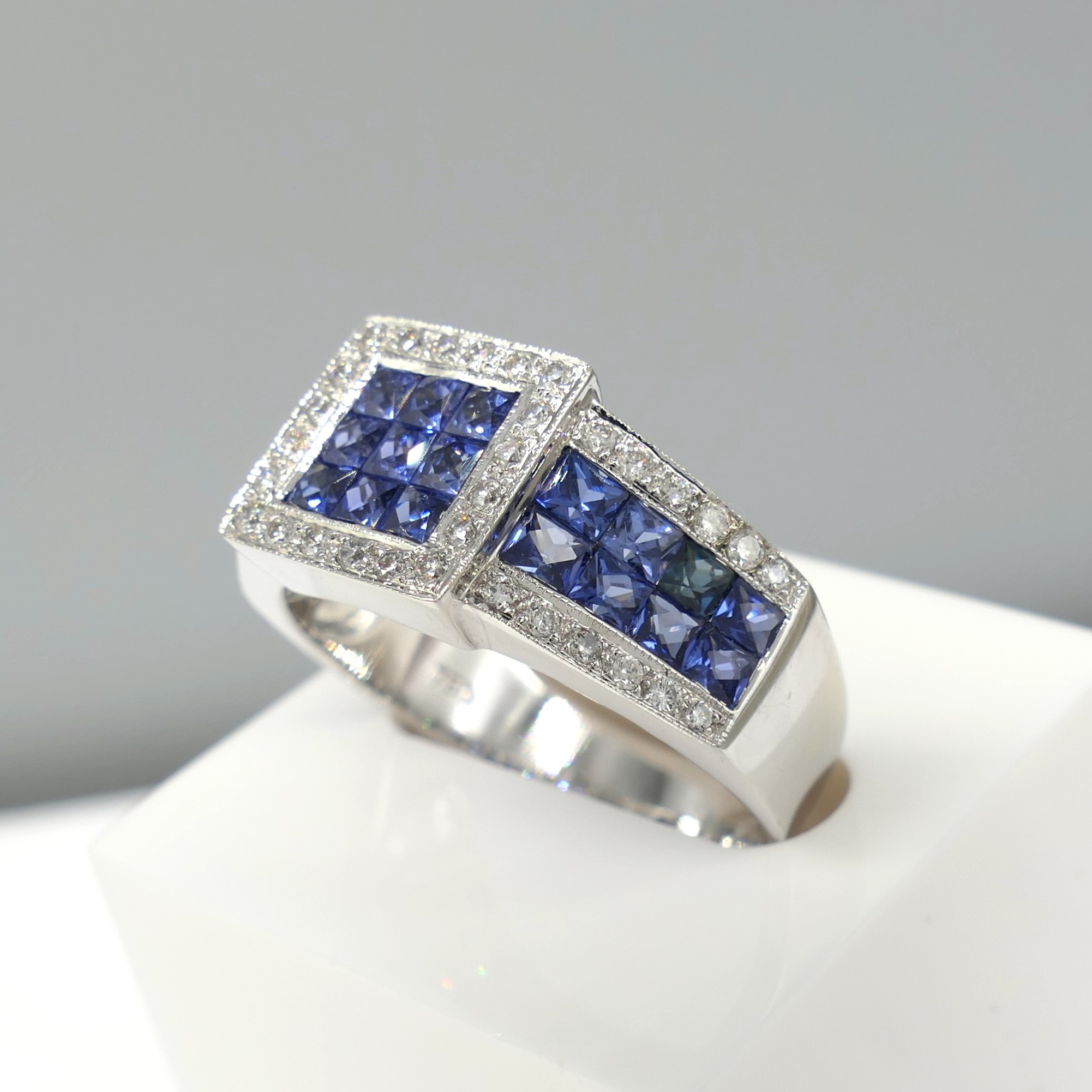 Art Deco-Style 18ct White Gold Calibre-Cut Sapphire and Round Brilliant-Cut Diamond Ring