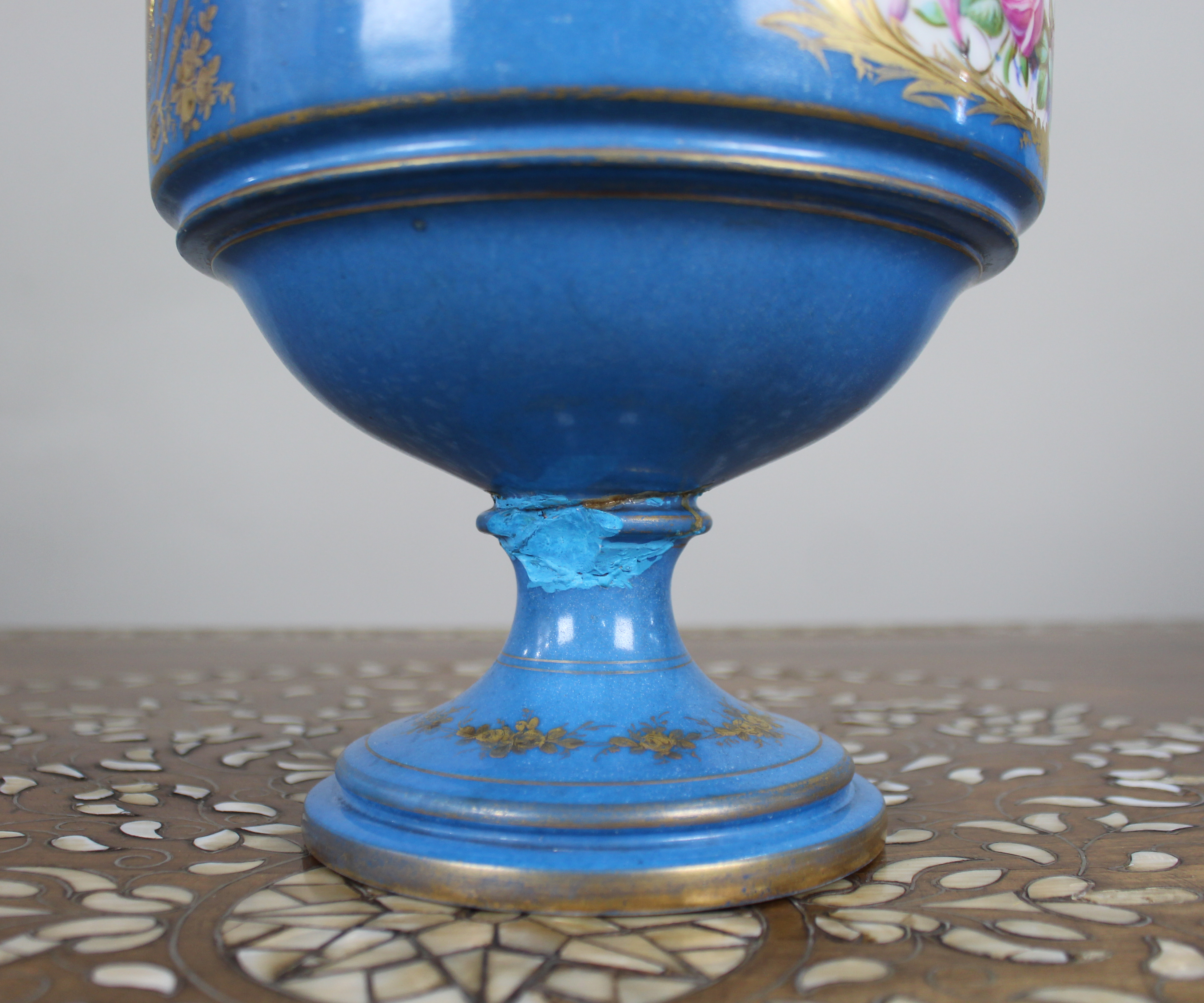 Large Late 19th Century Sèvres-Style Bleu Céleste Porcelain Vase