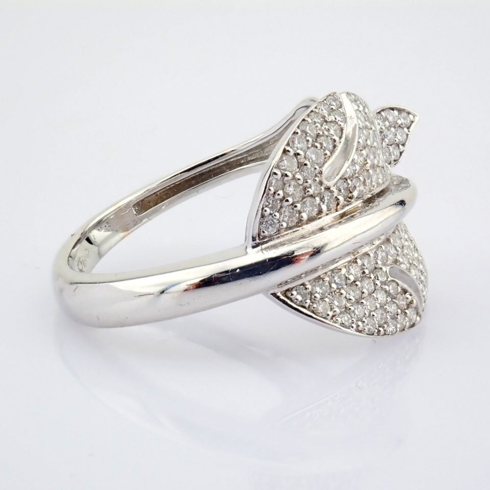 Natural Diamond 18K White Gold Ring