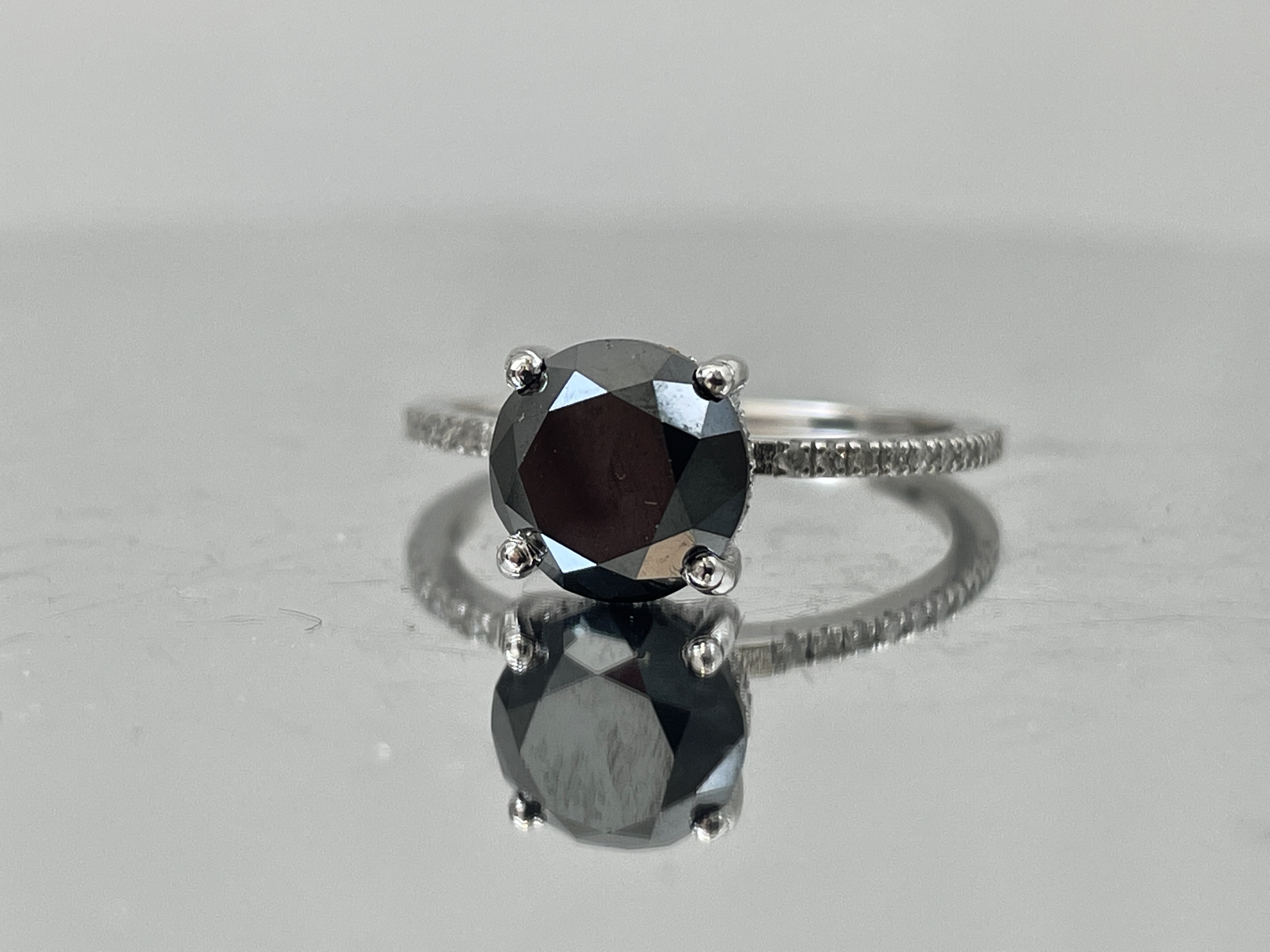 Beautiful Natural 2.64 CT Black Diamond Ring With Natural Diamonds & 18k Gold