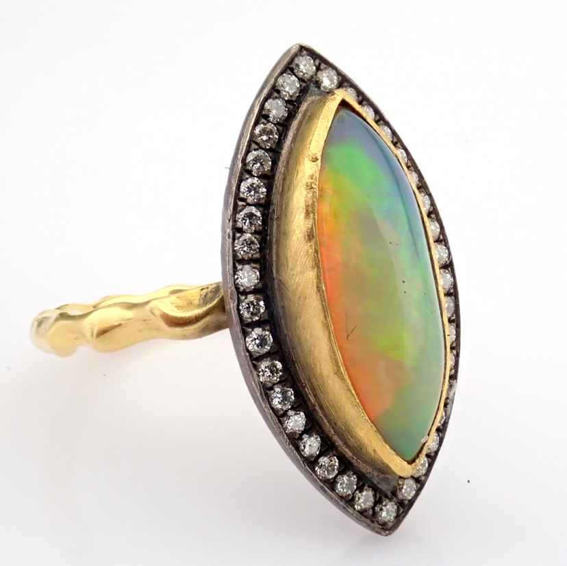 Natural Diamond 18K Yellow Gold Ring
