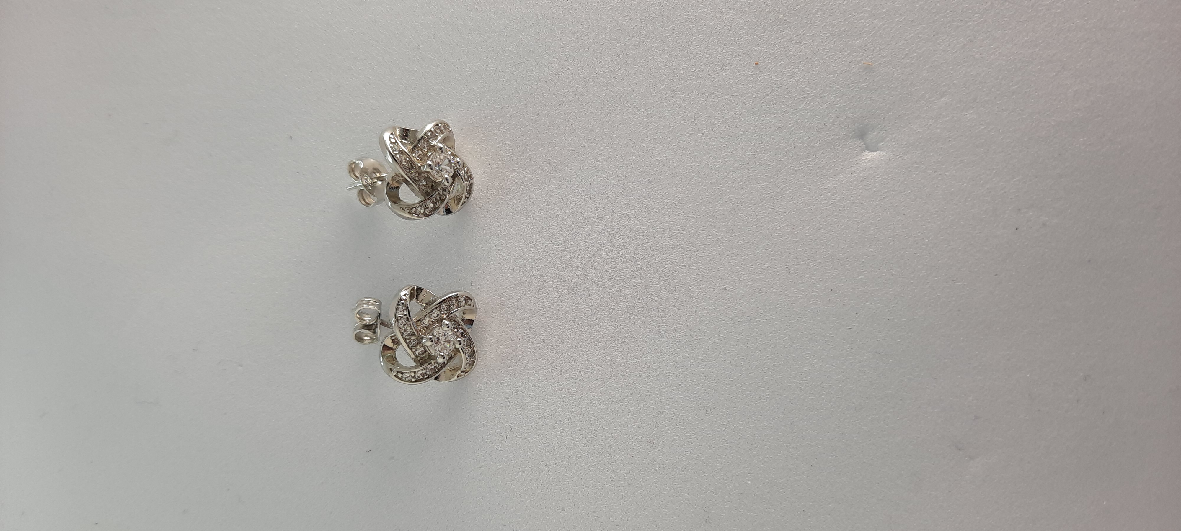 Silver Earring Flower Shape Stud Model With Cubic Zirconia Stones