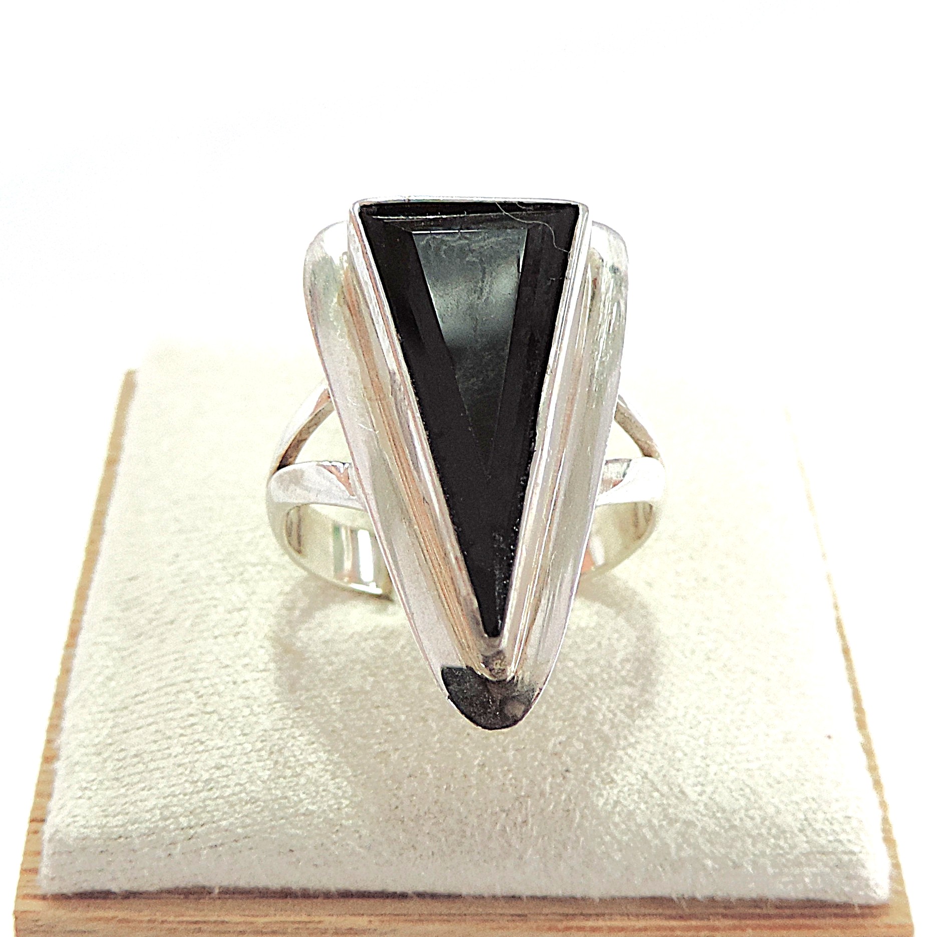 Whitby Jet 925 Silver Art Deco Style Ring