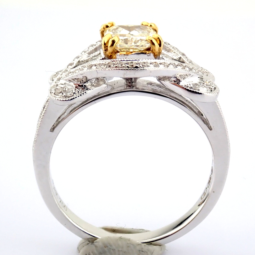 Natural Diamond 18K White Gold Ring