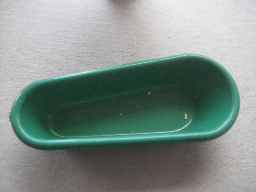 Vintage Dolls House Plastic Bathroom Suite