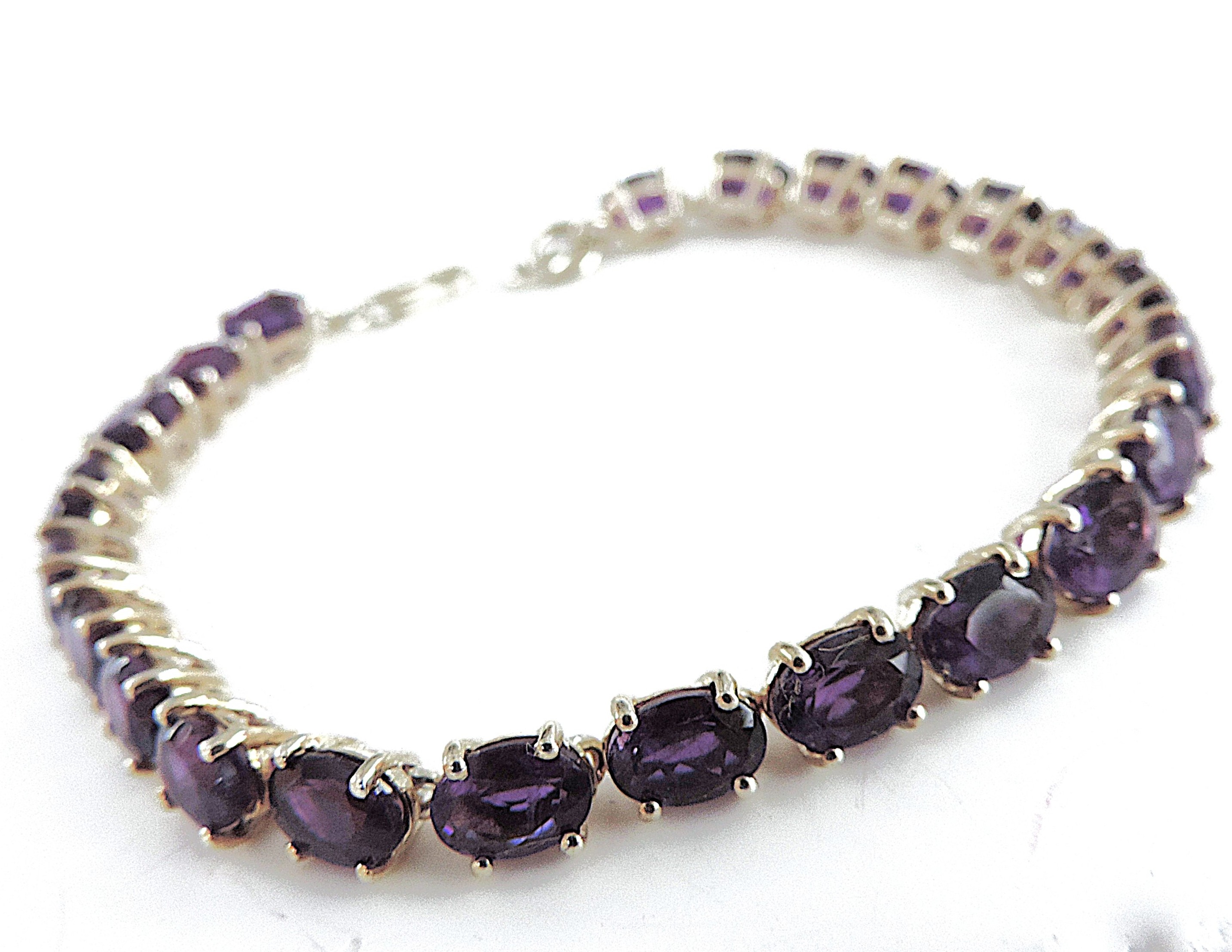 925 Silver 10.35 Carat Amethyst Gemstone Tennis Bracelet