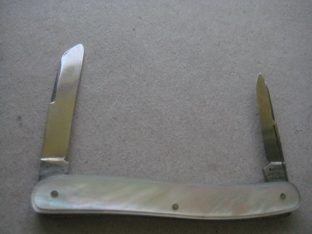 Antique Mother of Pearl Hafted Twin Bladed Penknife, c1900