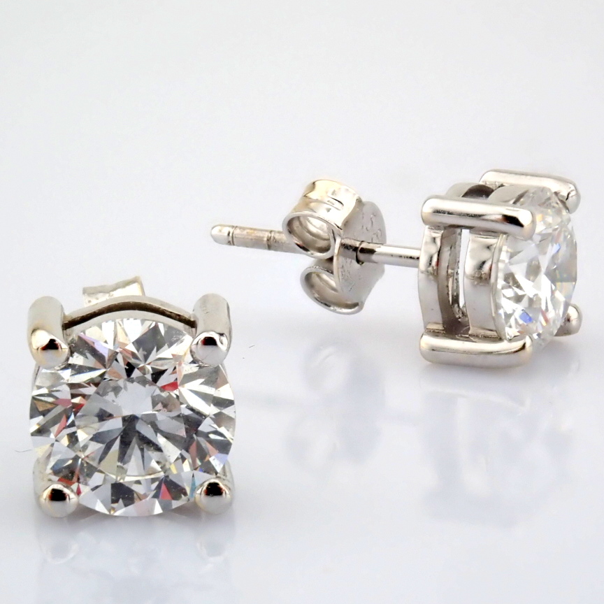 Round Cut Lab-Grown Diamond Earring - 2.9 Total Carat (IGI Certified)
