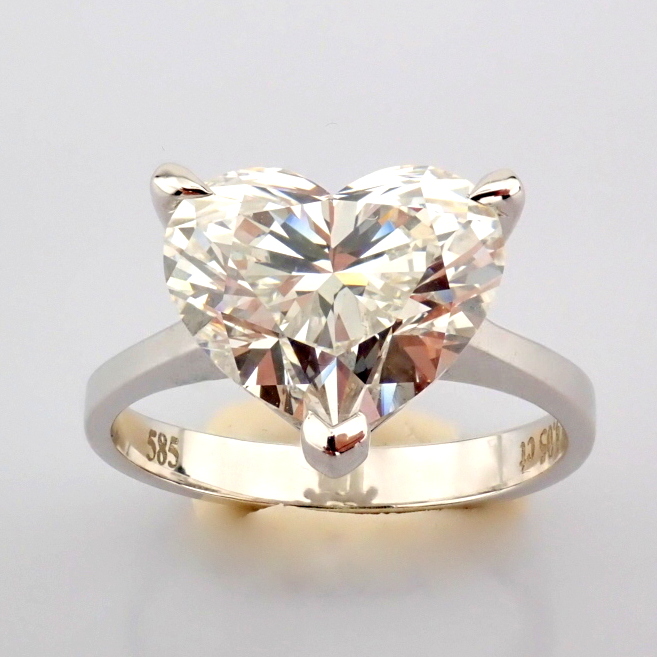 Heart Cut Lab-Grown Diamond Ring - 4.05 Total Carat (IGI Certified)