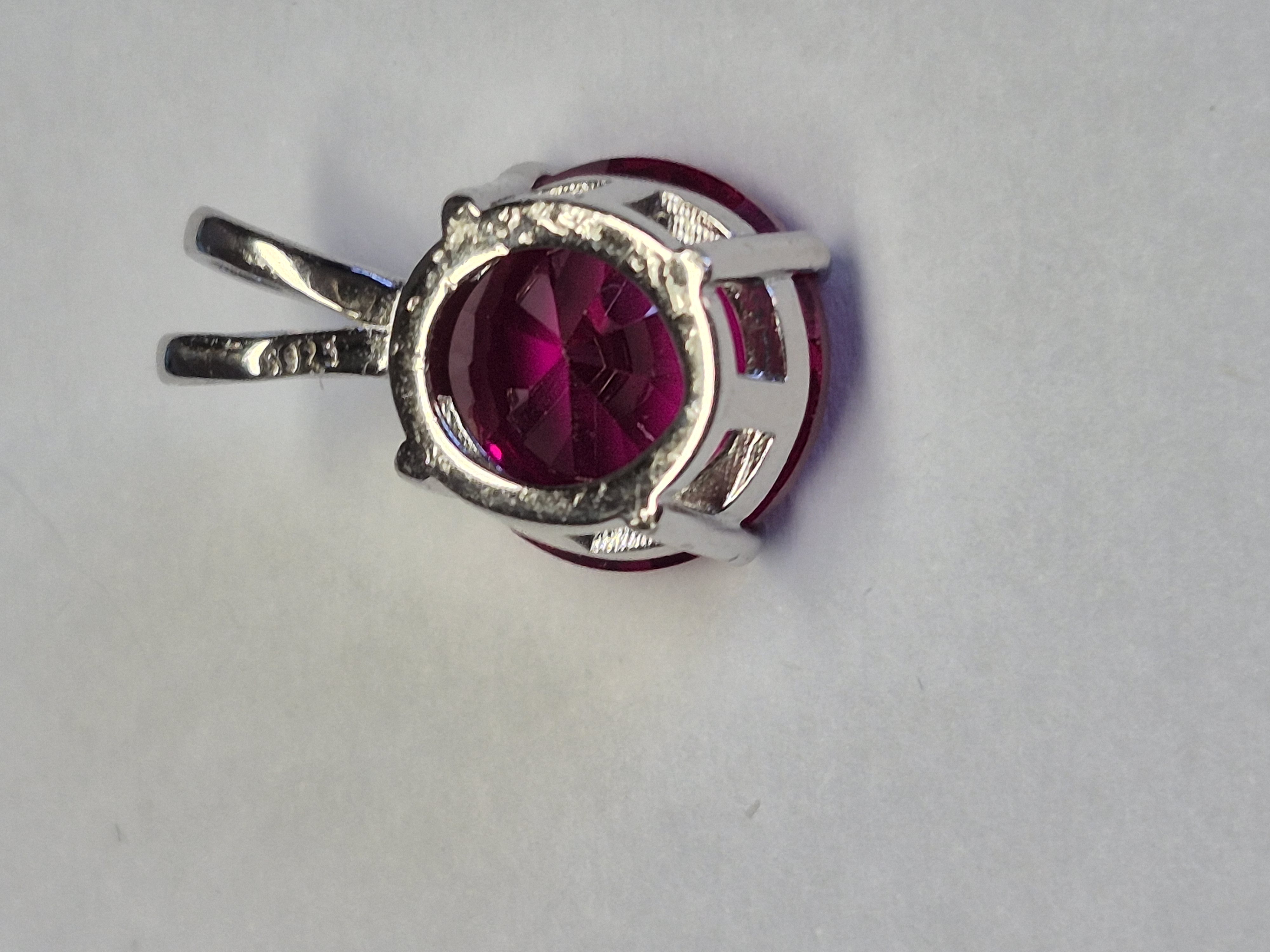 Natural Ruby Corundum Pendant 4.36 ct In Sterling Silver 925