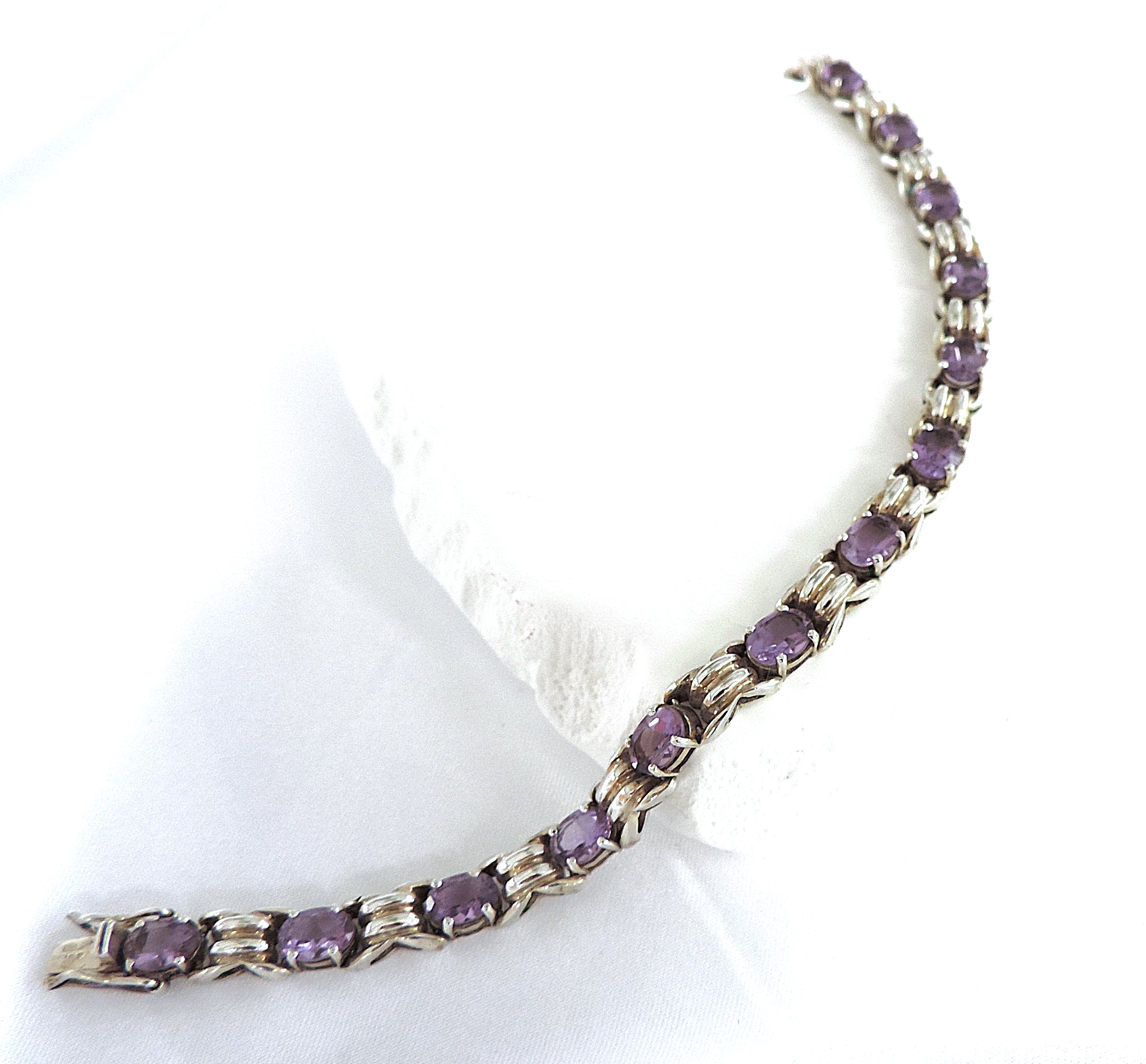 Vintage 925 Sterling Silver 11 Carat Amethyst Gemstone Bracelet