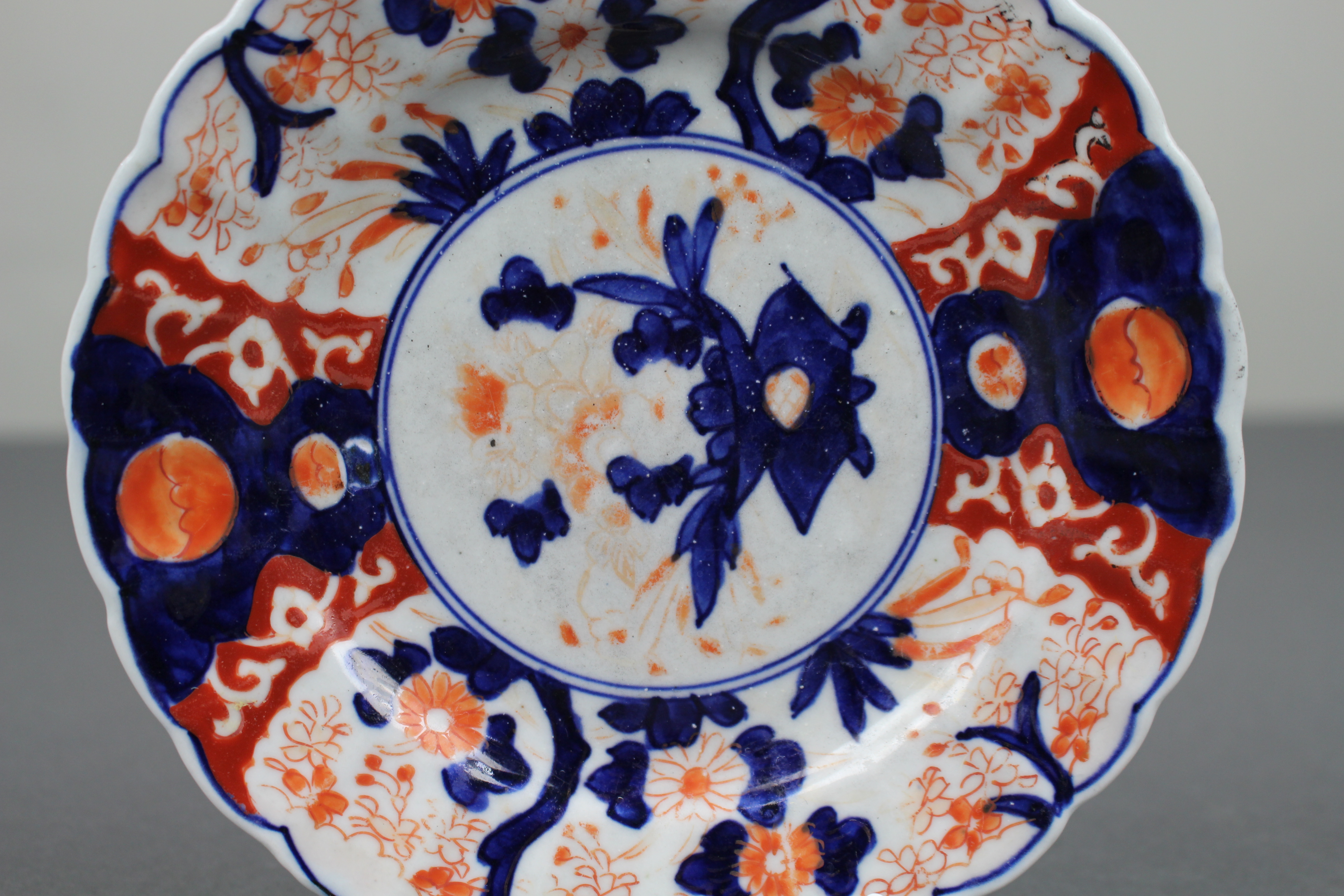 Antique Japanese Imari Porcelain Dish – 19th Century