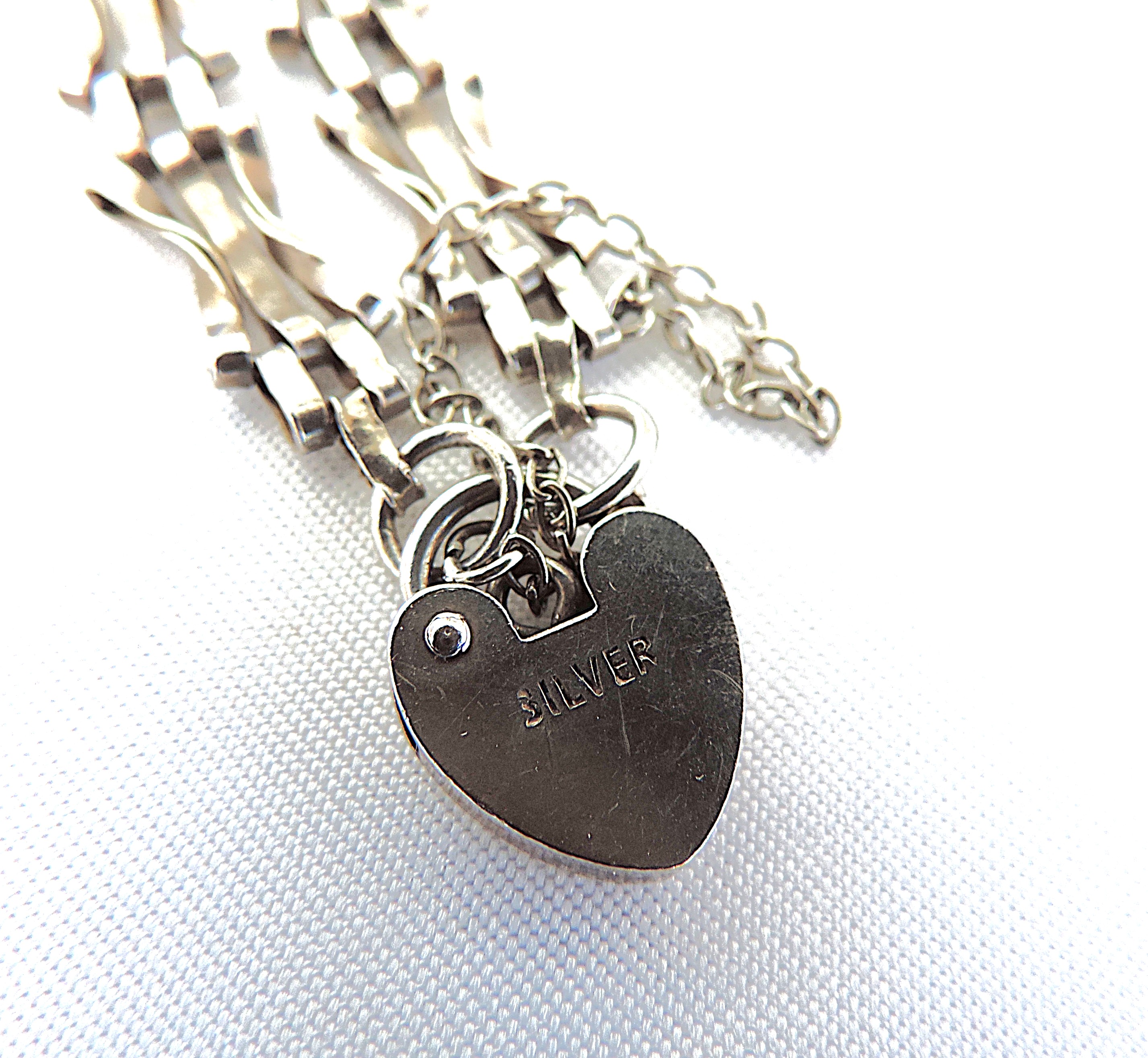Vintage Sterling Silver Heart Padlock Gate Bracelet