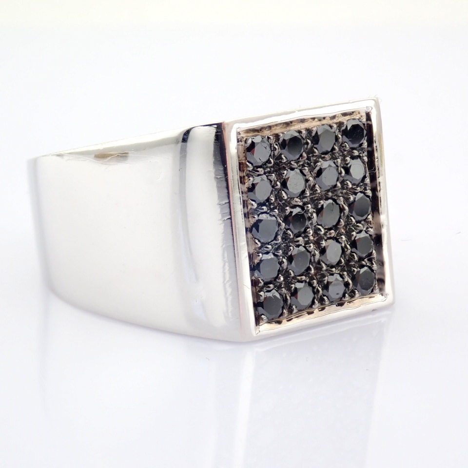 Natural Diamond 18K White Gold Ring