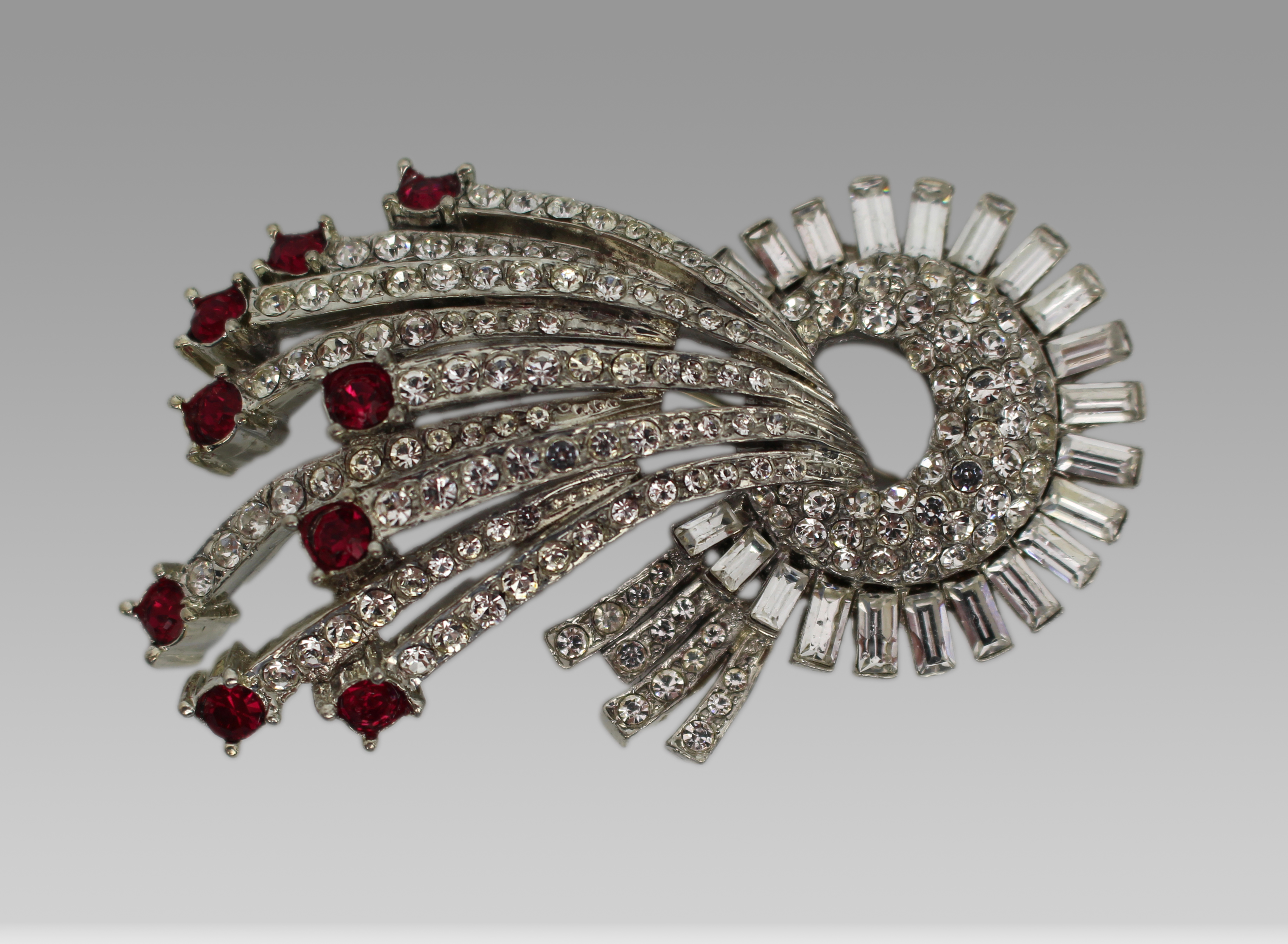 Sterling Mint Commemorative Brooch to Celebrate Her Majesty The Queen Mother