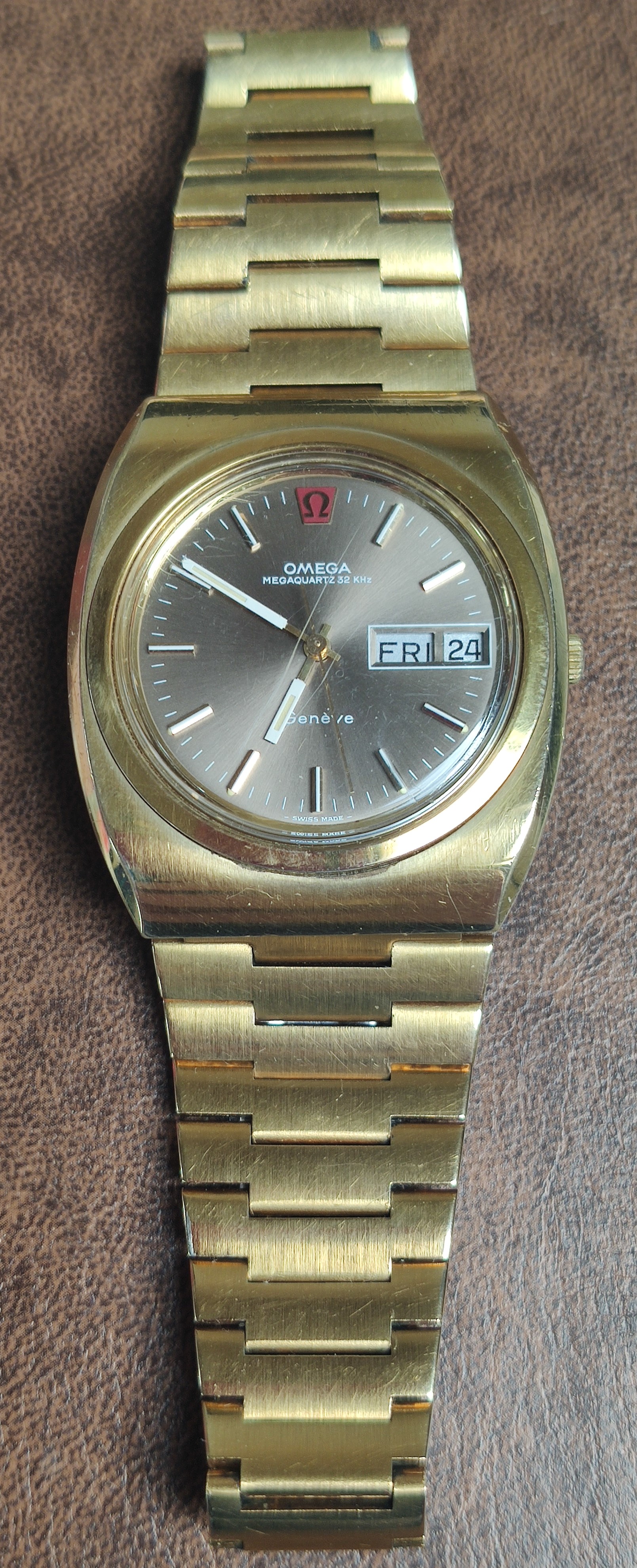 OMEGA MEGAQUARTZ 32 GENTLEMANS WATCH CIRCA 1974.