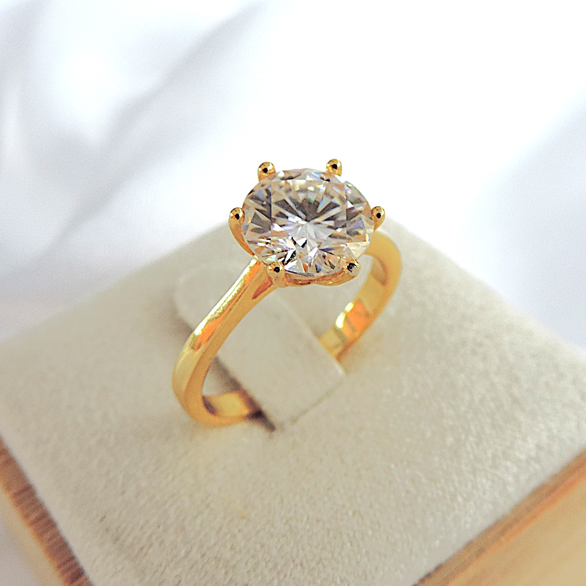 18k Gold 925 Silver 1.44 Carat Moissanite Solitaire Ring 'New'
