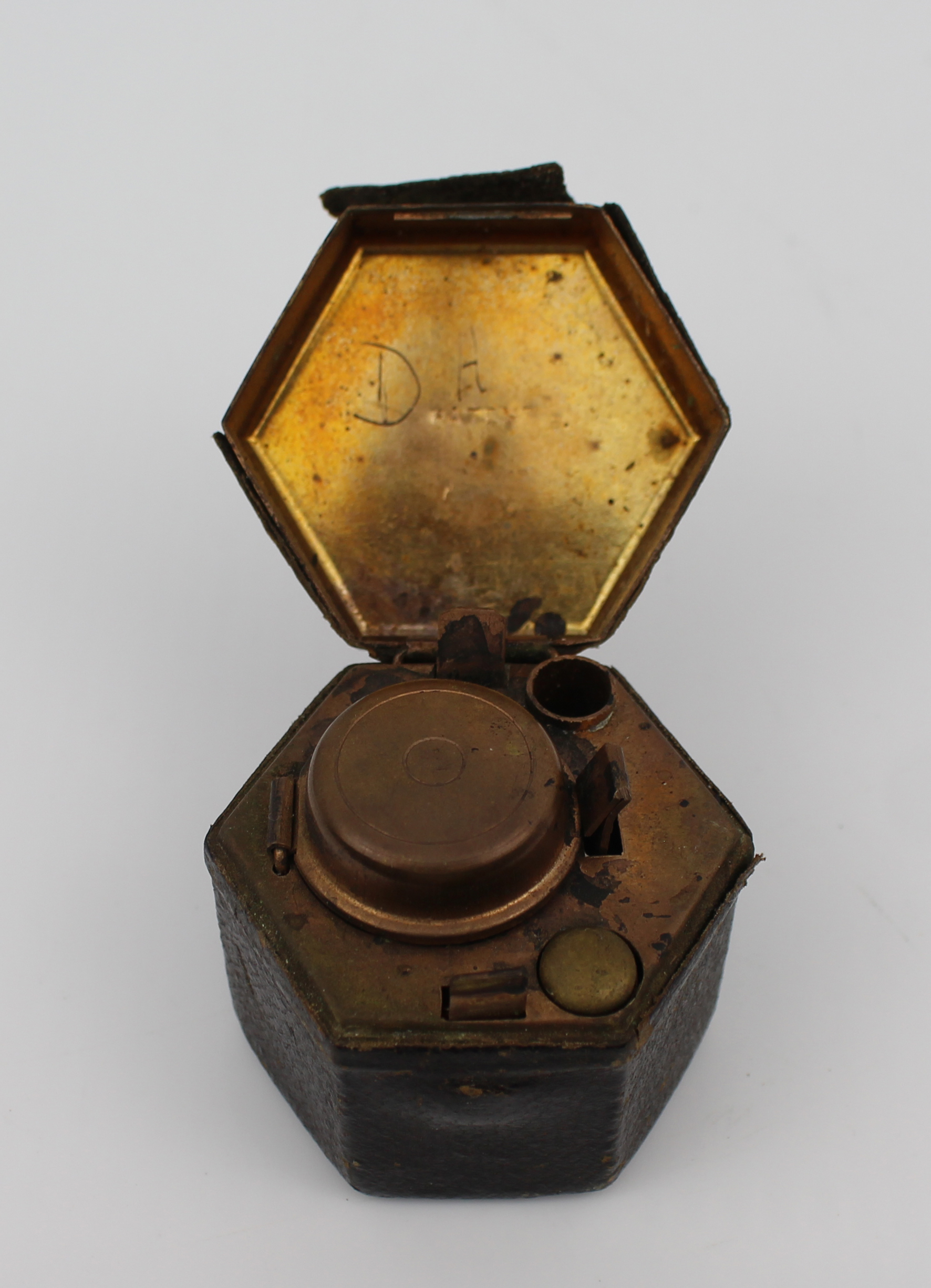 Antique Travelling Patent Inkwell – Hexagonal Leather-Covered Case c.1890