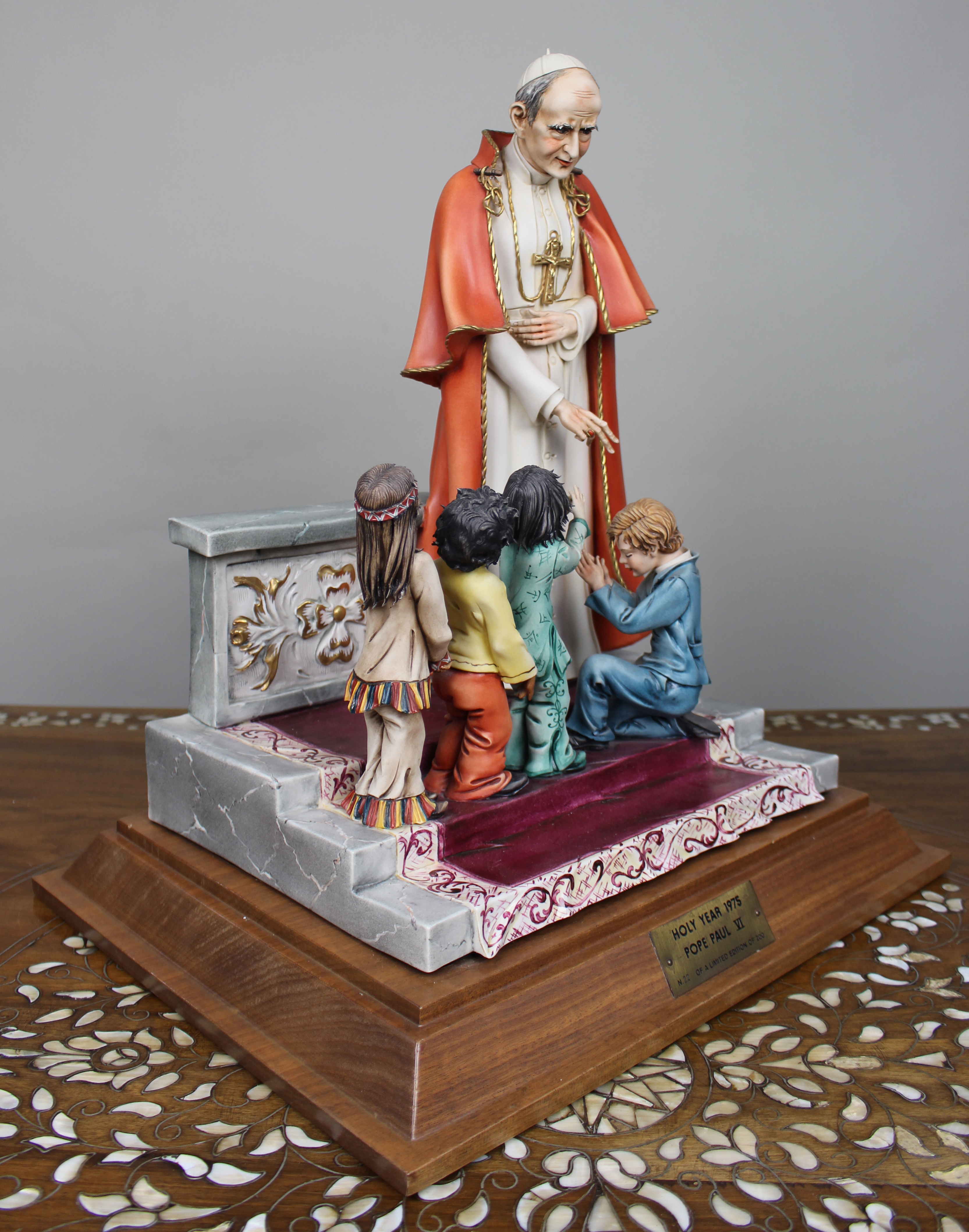 Large Capodimonte Porcelain Figurine – Pope Paul VI