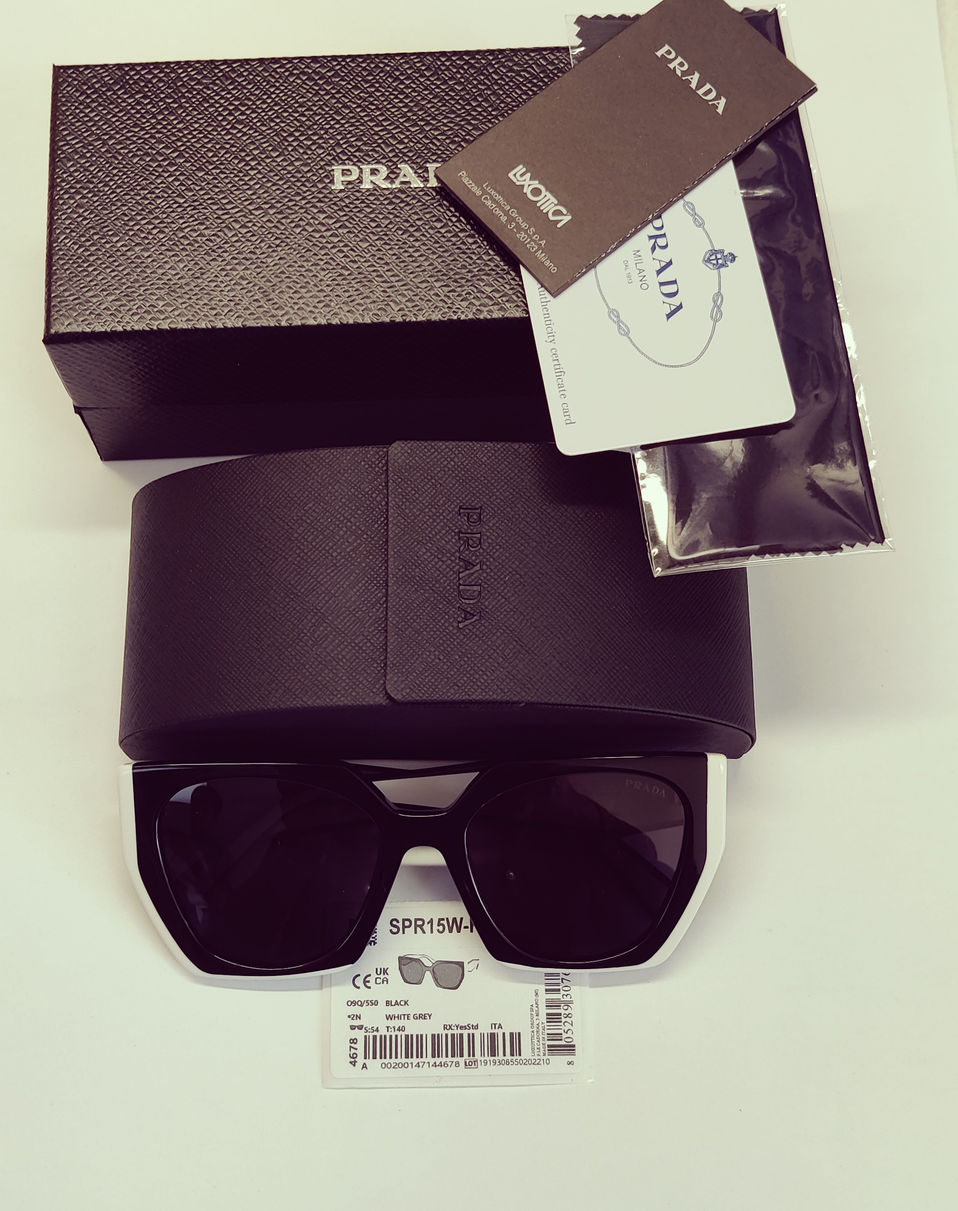 Prada SPR15W-F 09Q/5S0  *2N Sunglasses