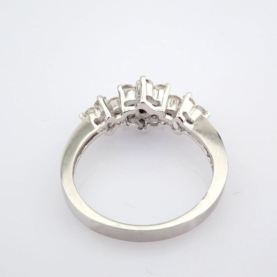 Natural Diamond 18K White Gold Ring
