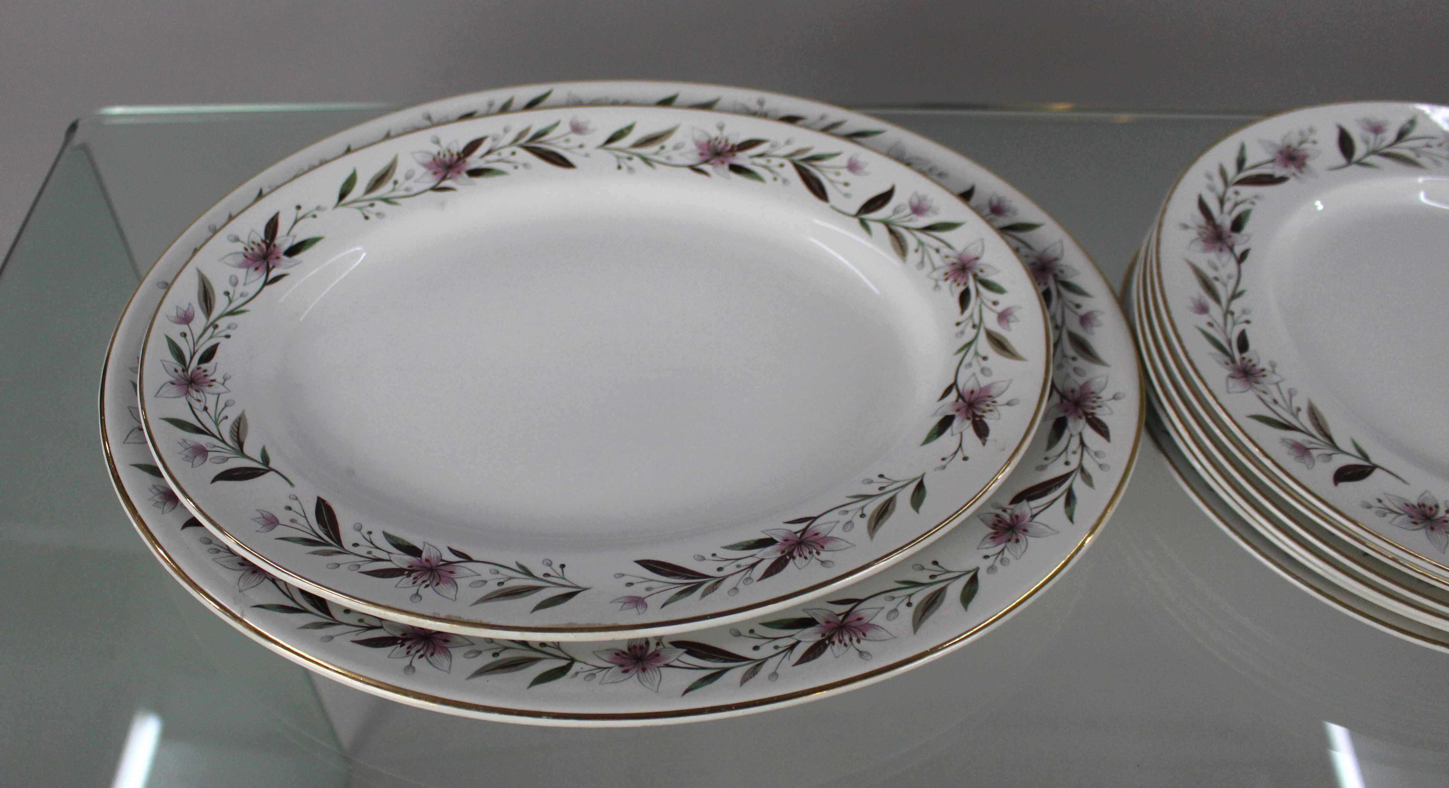 Chinastyle Simpson Potteries Naples Part Dinner Service