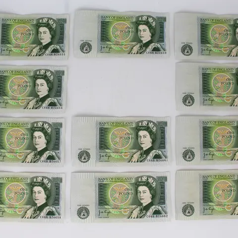 £1 Bank Notes C Series Consecutive Runs