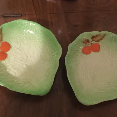 Carlton Ware - pair lettuce leaf dishes. TM