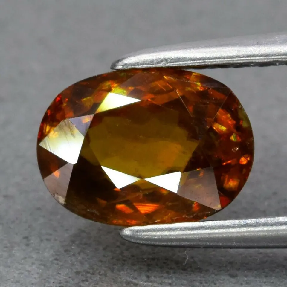 IGI Certified 1.22 ct. Natural Yellowish Brown Sphene - MADAGASCAR, AFRICA