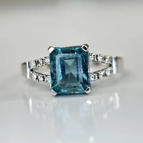 Beautiful Natural Rare Blue Emerald 2.39 CT With Natural Diamonds & 18k Gold