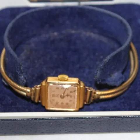 Pre owned 18k & 9ct Gold Watch (see description)