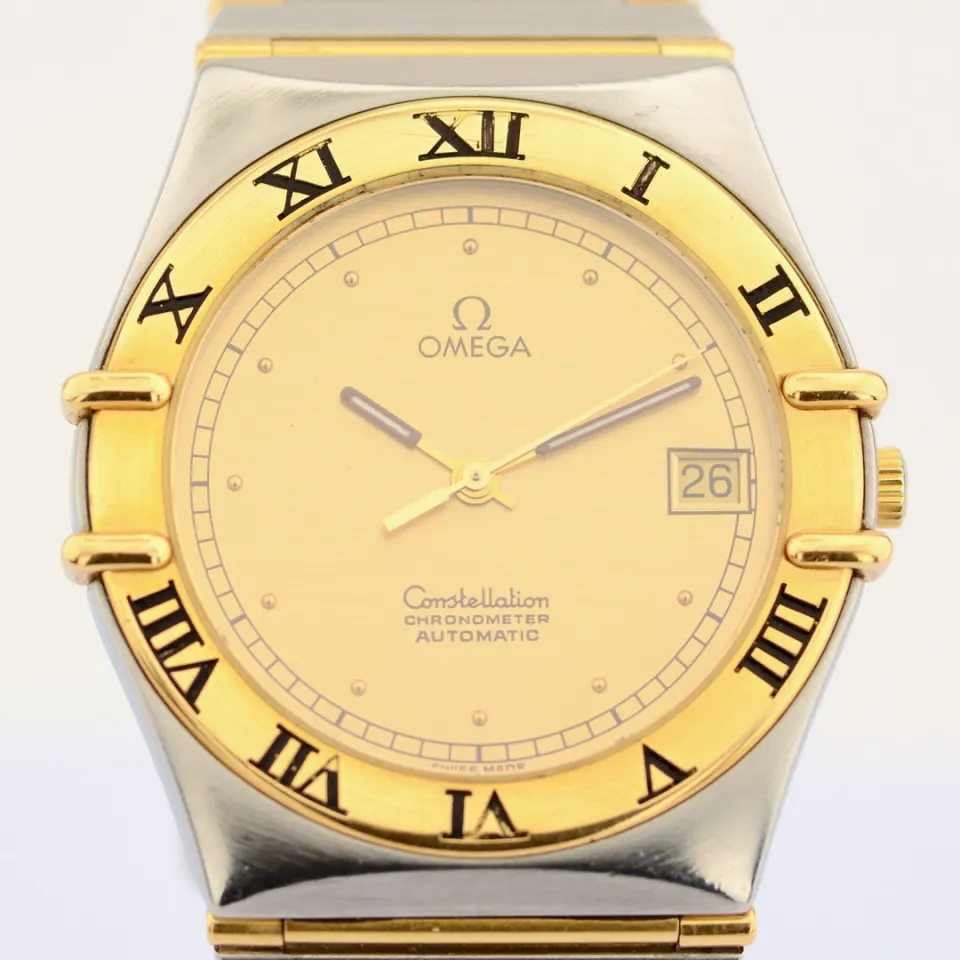 Omega / Constellation Chronometer Transparent - Gentlemen's Steel Wristwatch