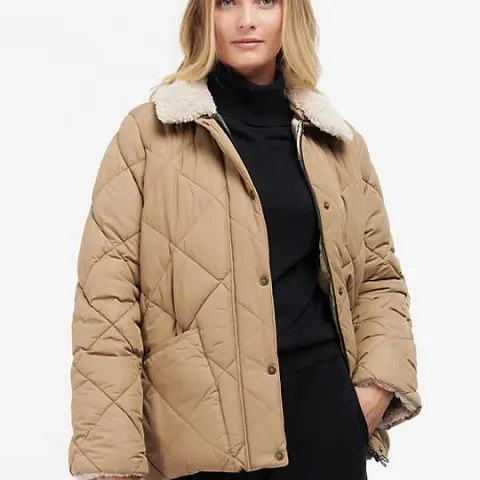 Pallet of Raw Customer Returns - Category - FASHION - P100127794