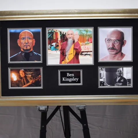 BEN KINGSLEY  original signature presentation