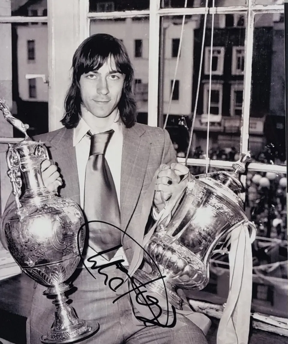 Charlie George Original Signature