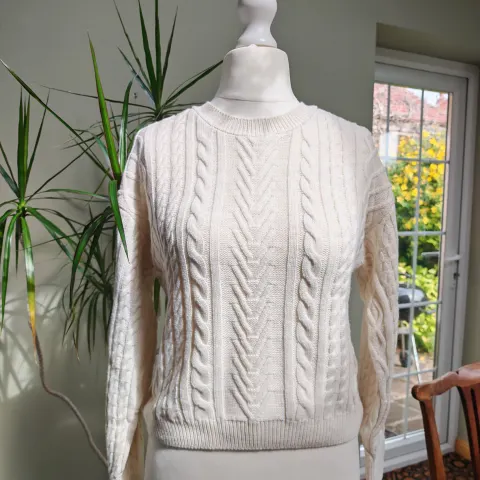 16 x Only Cable Knit Jumpers