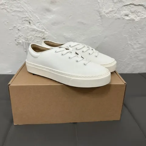 Women’s Shoe Bundle