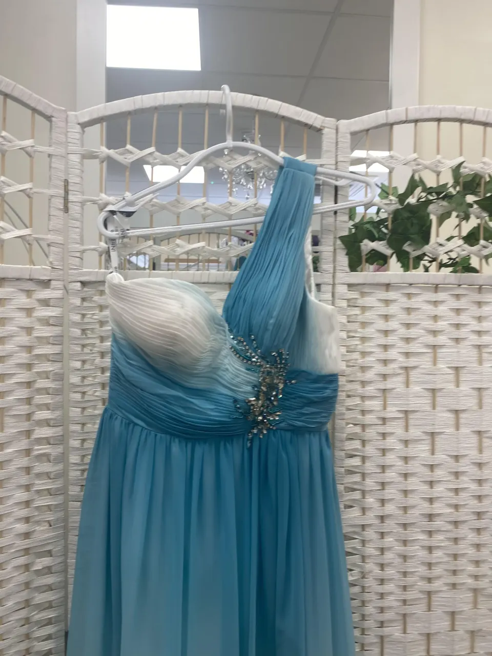 Intrigue dress blue and white