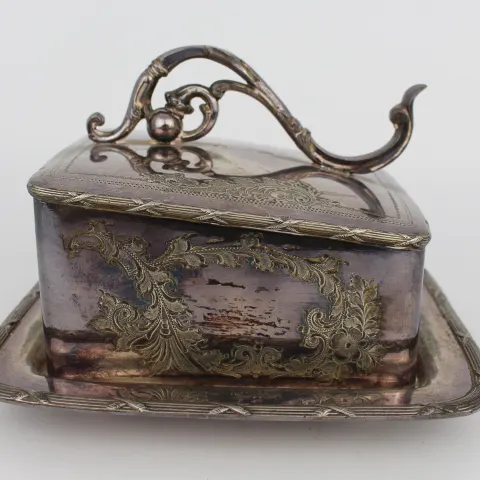 Victorian Silver-Plated Butter or Cheese Dish – James Dixon & Sons, c. 1880