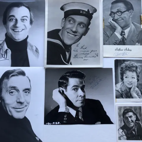 Stanley Holloway, Thora Hird, Arthur Askey, Stanley Baxter, Eric Sykes & more signatures