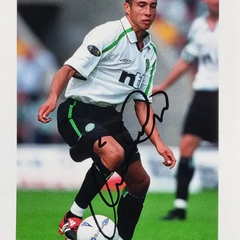 Henrik Larsson Original Signature