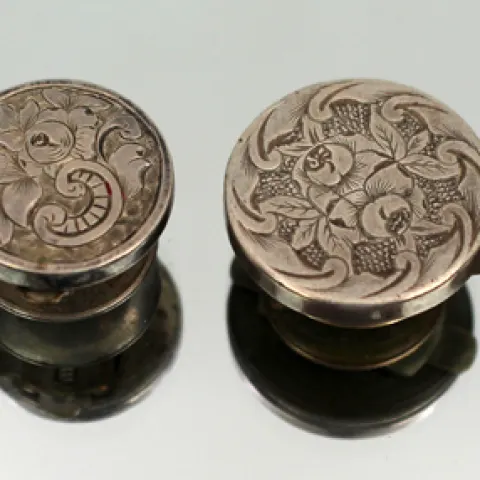 Set of Four Antique Engraved Collar Studs – Floral Scrollwork Design, c.1900