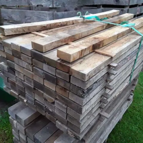 100X HARDWOOD AIR DRIED SAWN ENGLISH OAK PALINGS / RAILS ( REJECTS )