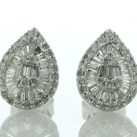 14ct White Gold Pear Shaped Cluster Diamond Stud Earring 0.60 Carats